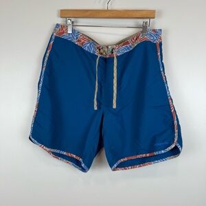 Patagonia Men's Scallop Hem Wavefarer® Board Shorts Size 35 18" Style # 86730